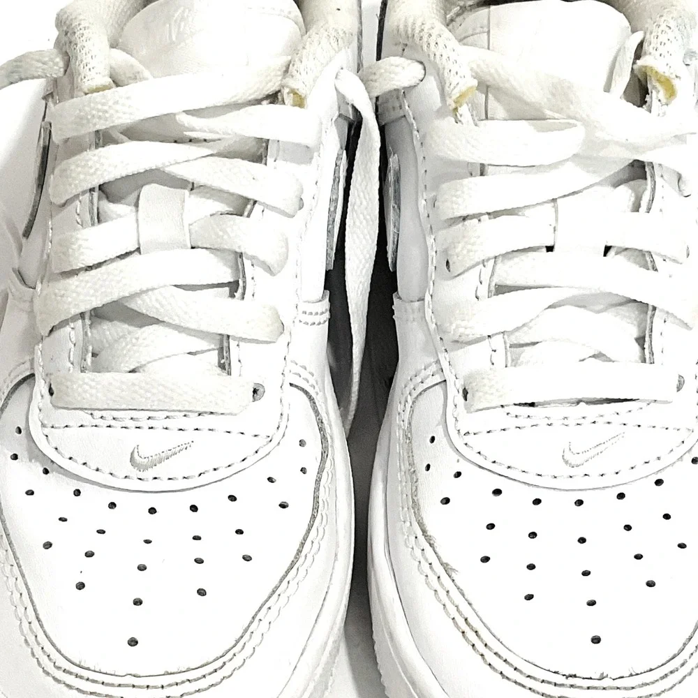 Nike DH‎ 2925-111 triple white Force 1 low leather preschool size 11 child kids